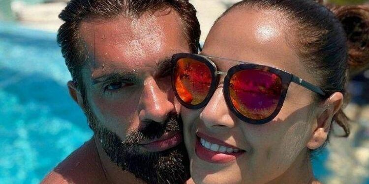 Bipasha-Basu-and-Karan-Singh-Grover-Sunkissed-at-Kandima-Maldives Bipasha-Basu-and-Karan-Singh-Grover-Sunkissed-at-Kandima-Maldives