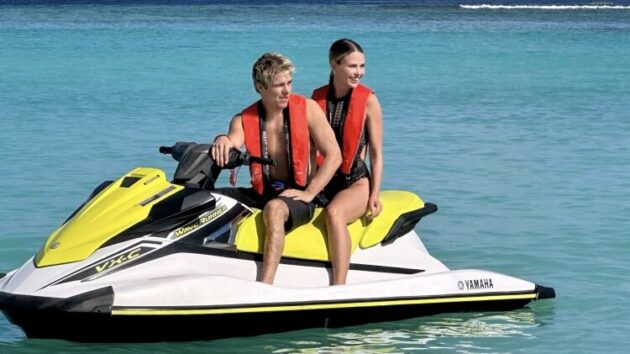 Love in the Maldives Love in the Maldives