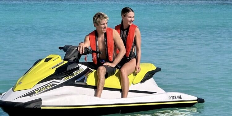 Love in the Maldives Love in the Maldives